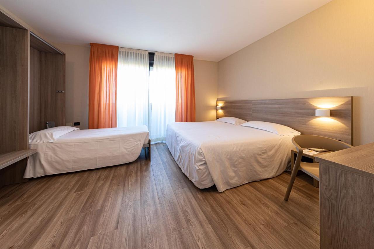 Hotel Donatello Imola Exteriér fotografie